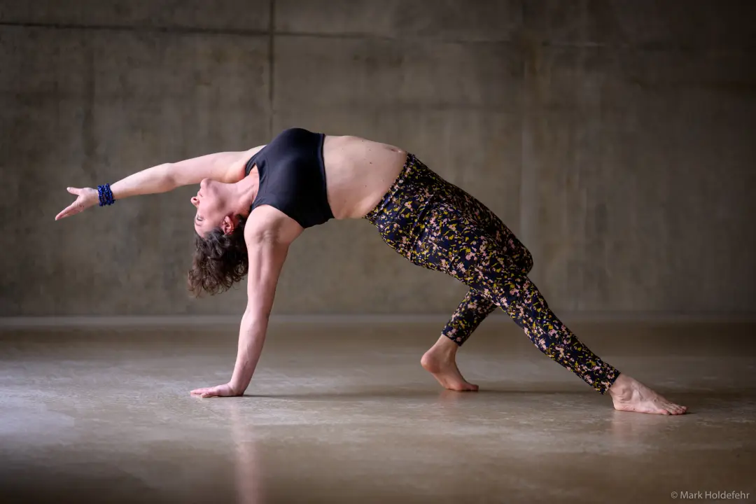 Yoga - Camatkarasana, La Créature Sauvage