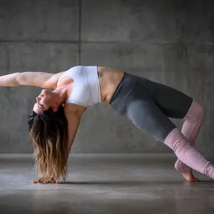 Kenzen Shiatsu & Yoga | Cours, séjours et retraites de Yoga, Shiatsu, Do in et relaxation - Yoga Avancé