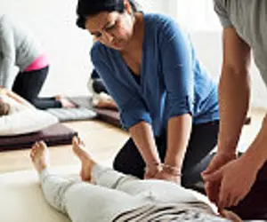 Kenzen Shiatsu & Yoga | Cours, séjours et retraites de Yoga, Shiatsu, Do in et relaxation - Cours collectif de shiatsu