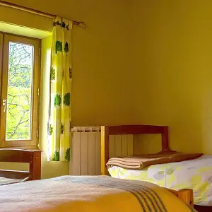 Kenzen Shiatsu & Yoga | Cours, séjours et retraites de Yoga, Shiatsu, Do in et relaxation - Gîte la Musardière