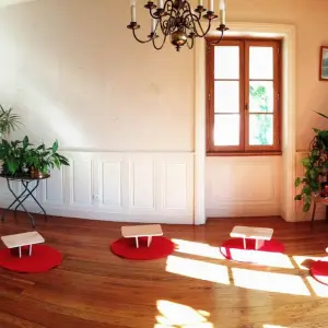 Kenzen Shiatsu & Yoga | Cours, séjours et retraites de Yoga, Shiatsu, Do in et relaxation - La Tour D'Oncin