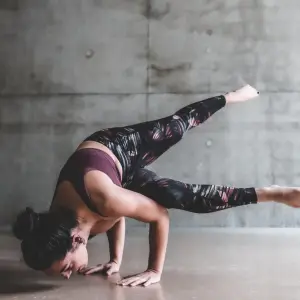 Kenzen Shiatsu & Yoga | Cours et séjours de Yoga, Shiatsu, Do in et relaxation - Yoga Avancé